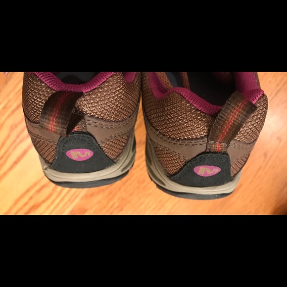 EUC Merrell Performance Sneaker, Brown - Picture 4 of 5